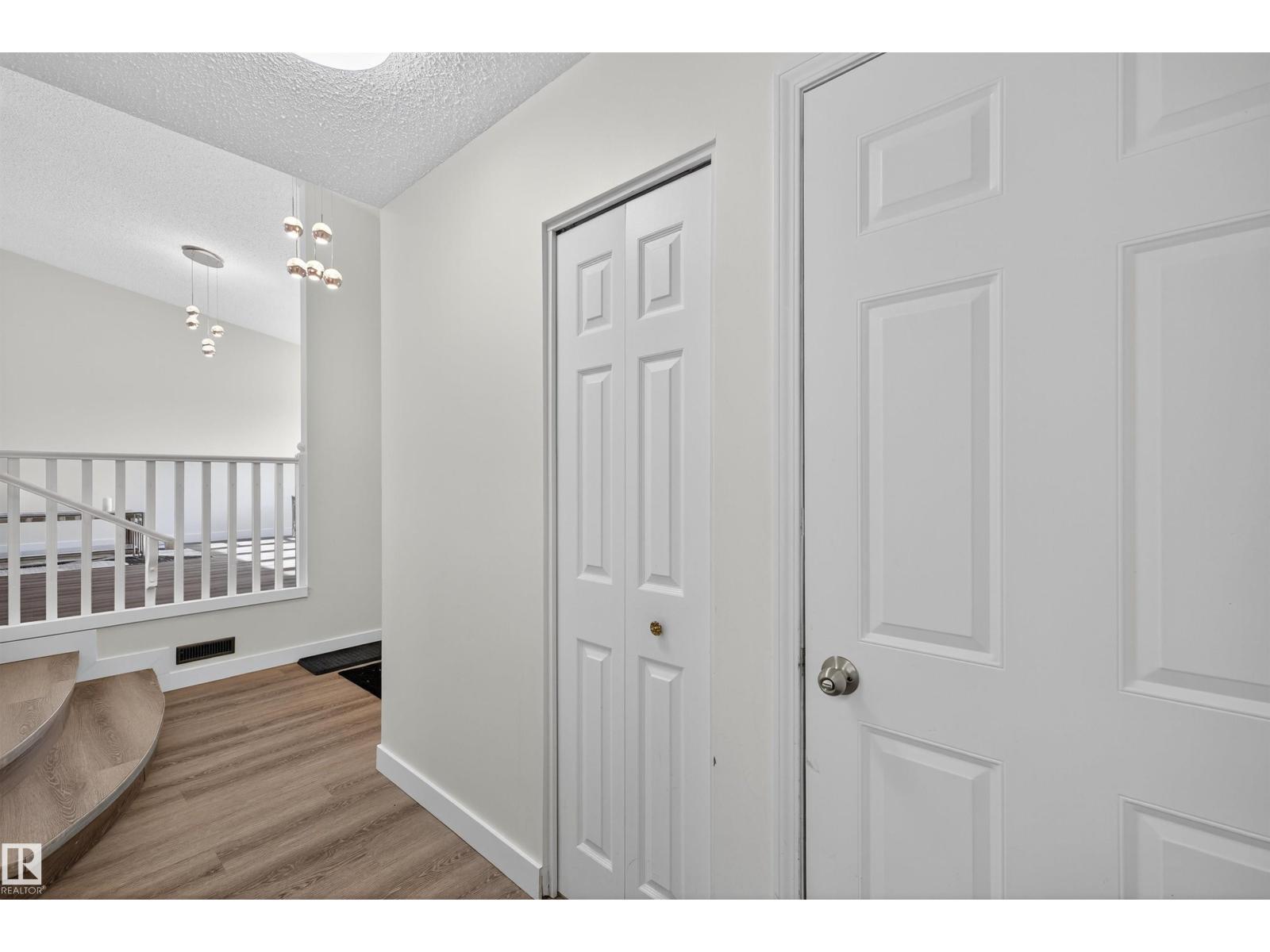 11020 158 Av Nw, Edmonton, Alberta  T5X 4V4 - Photo 23 - E4459205