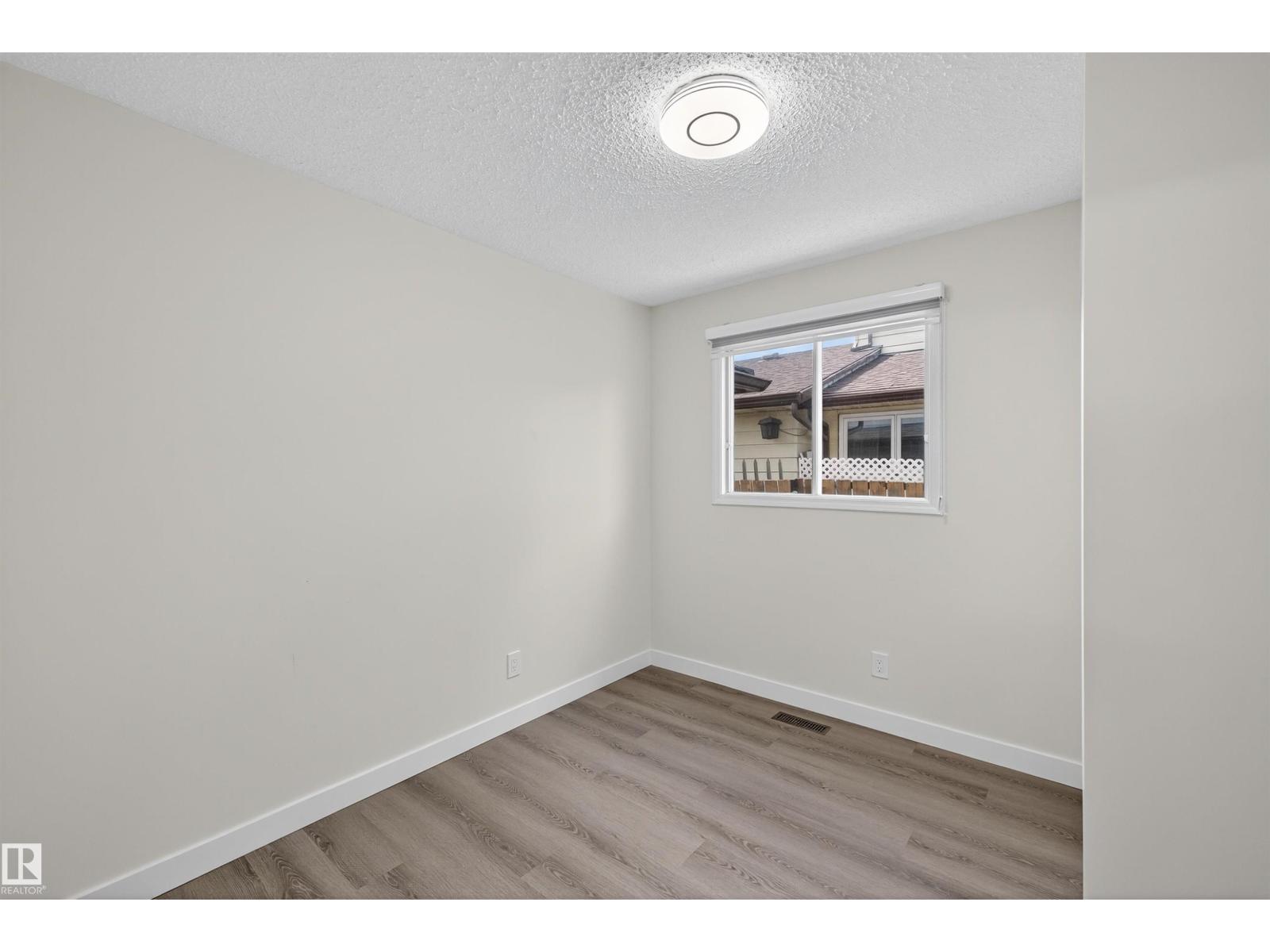 11020 158 Av Nw, Edmonton, Alberta  T5X 4V4 - Photo 25 - E4459205