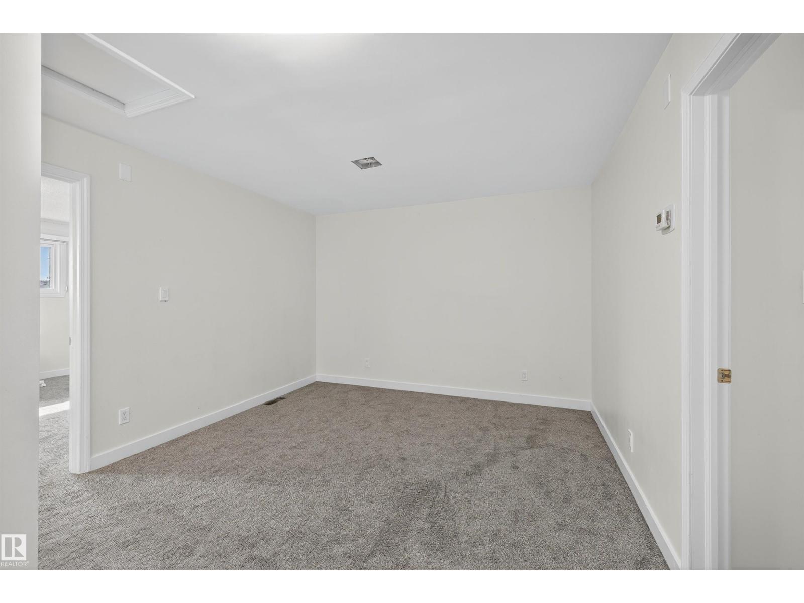 11020 158 Av Nw, Edmonton, Alberta  T5X 4V4 - Photo 41 - E4459205