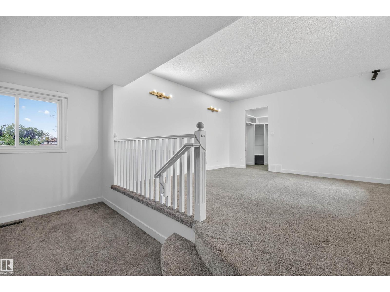11020 158 Av Nw, Edmonton, Alberta  T5X 4V4 - Photo 48 - E4459205