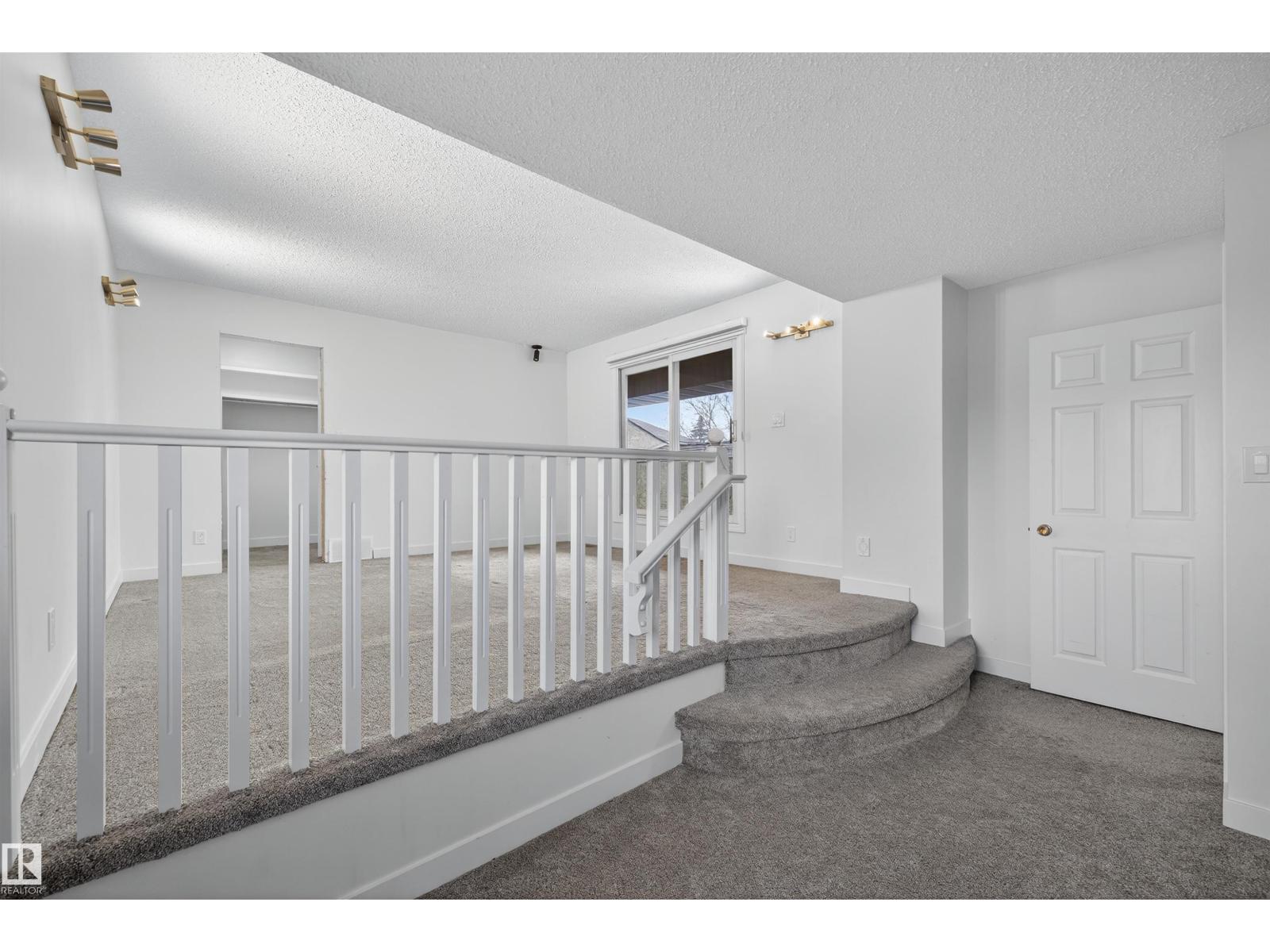 11020 158 Av Nw, Edmonton, Alberta  T5X 4V4 - Photo 49 - E4459205