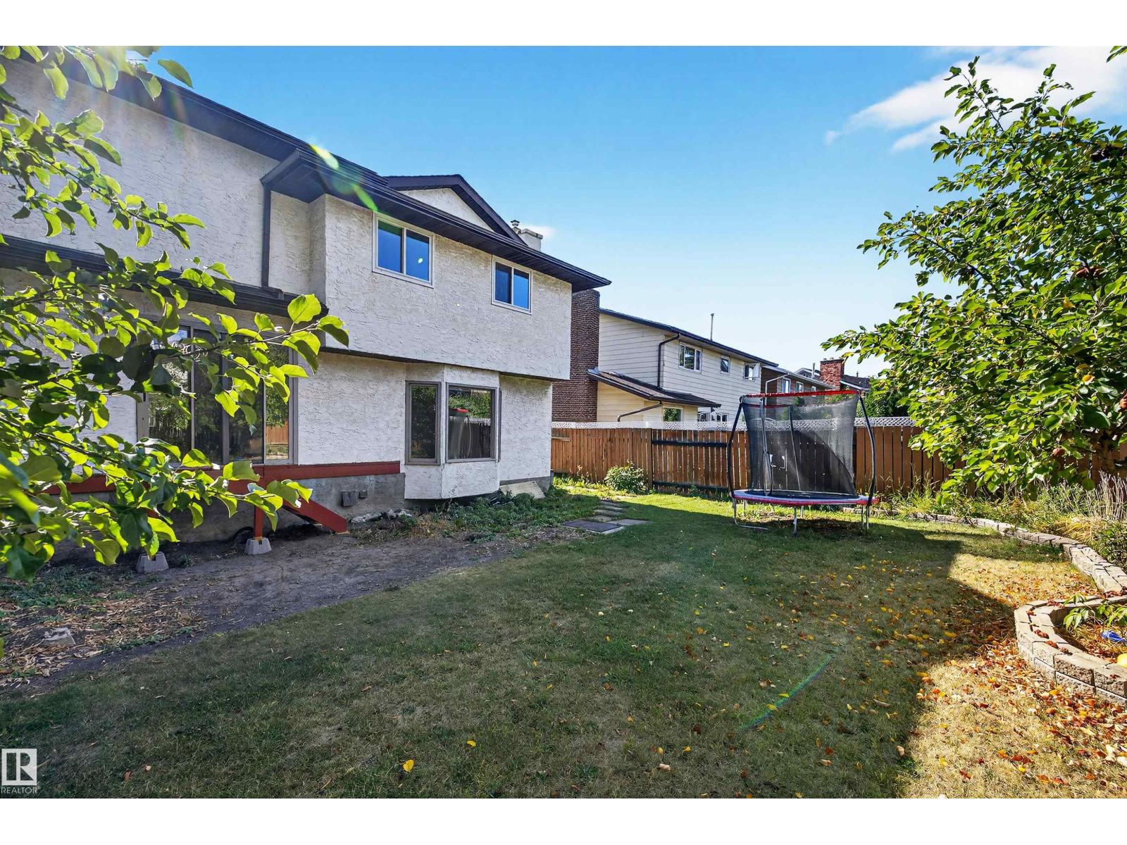 11020 158 Av Nw, Edmonton, Alberta  T5X 4V4 - Photo 6 - E4459205