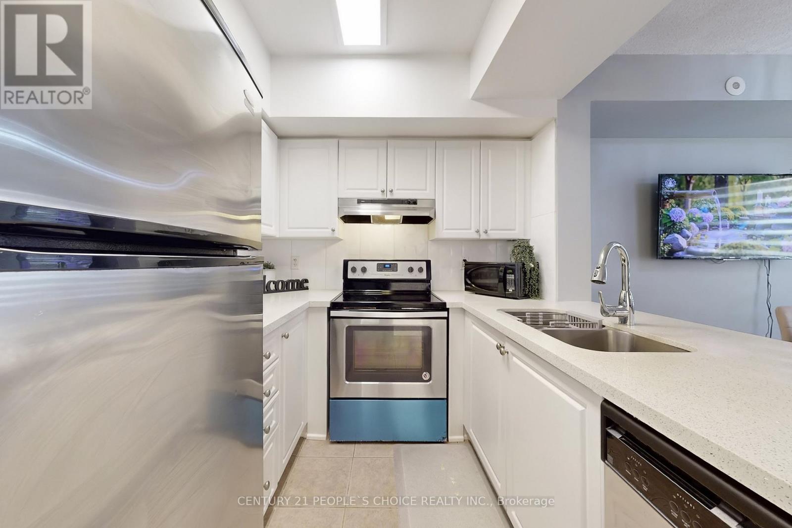 1028 - 3045 Finch Avenue W, Toronto (Humbermede), Ontario  M9M 0A5 - Photo 13 - W12422567