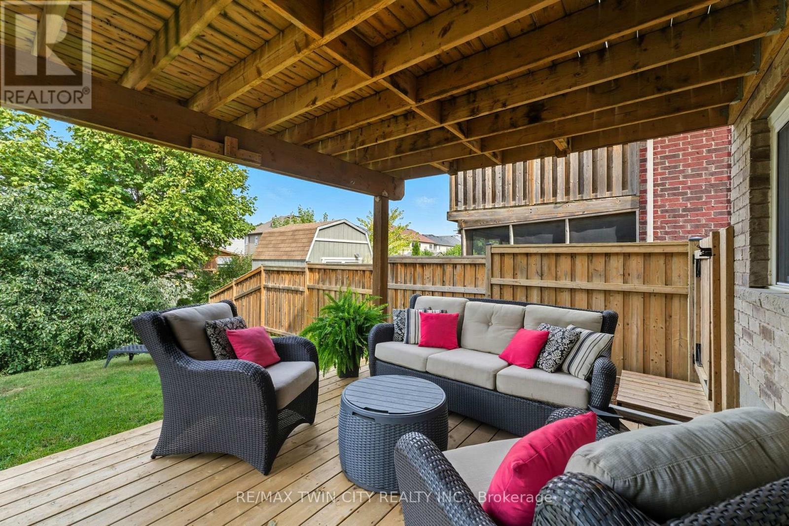 266 Vincent Drive, North Dumfries, Ontario  N0B 1E0 - Photo 30 - X12423725