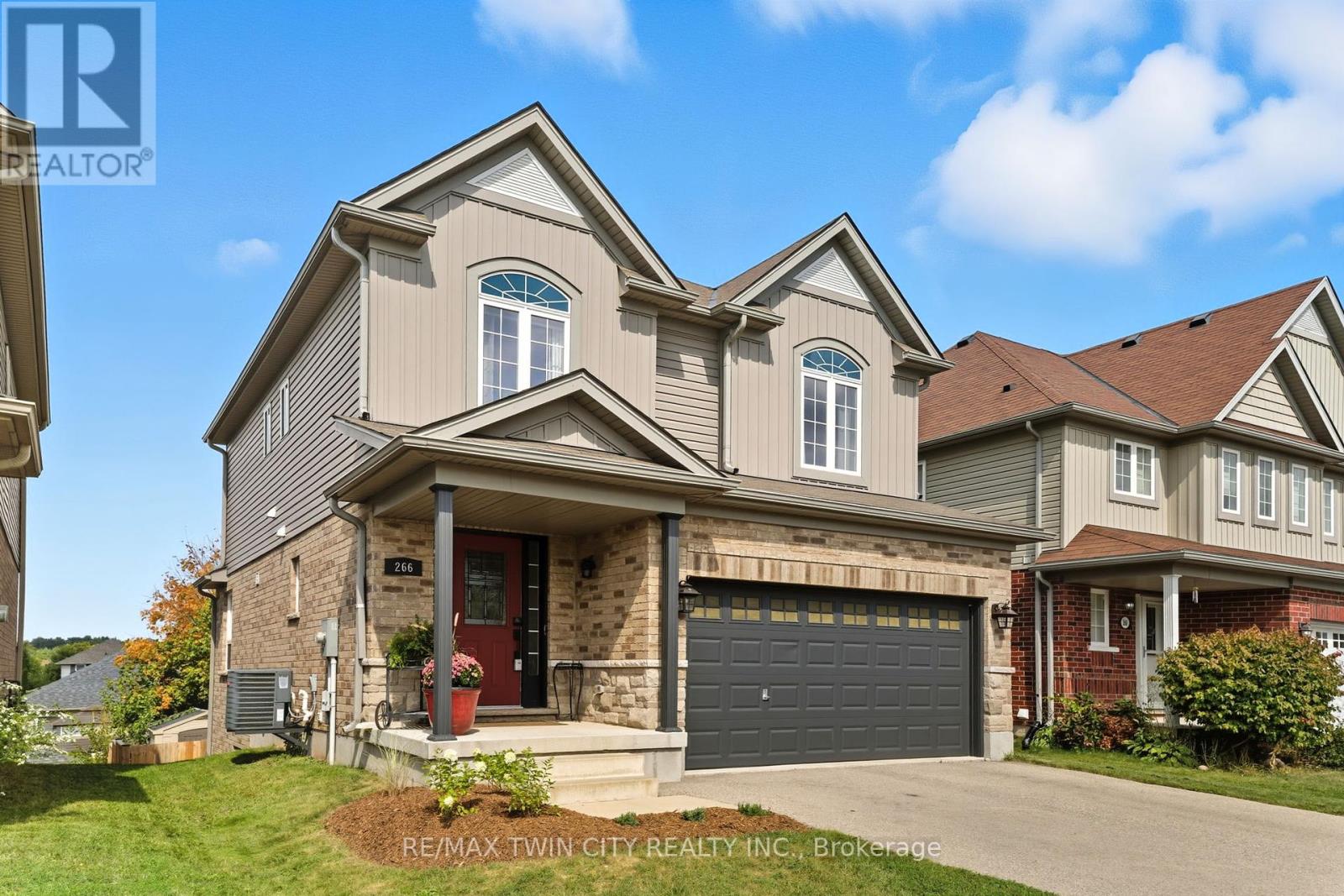 266 Vincent Drive, North Dumfries, Ontario  N0B 1E0 - Photo 4 - X12423725