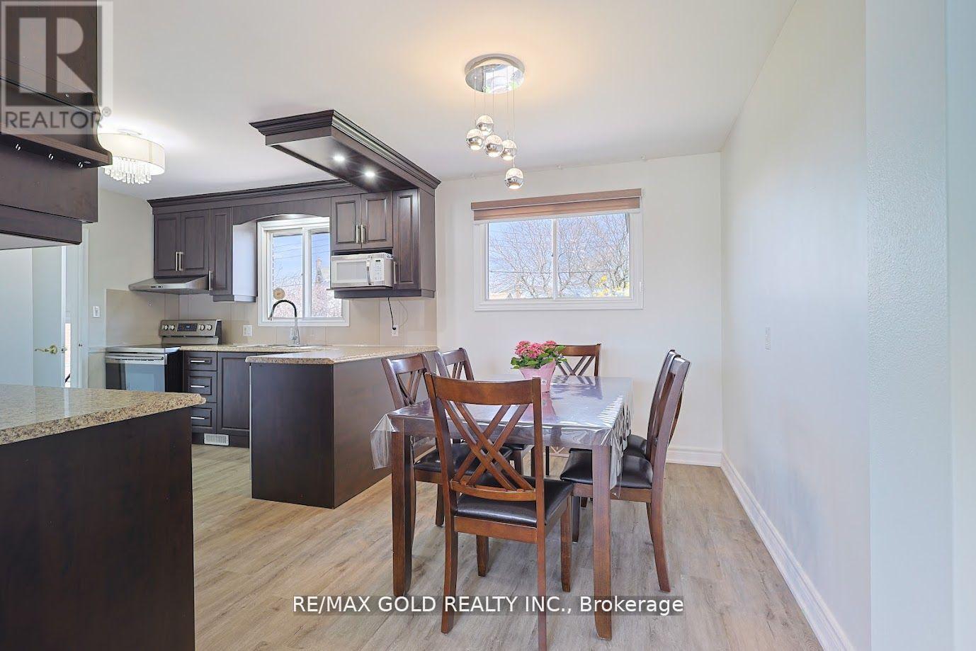 621 Lincoln Street, Welland, Ontario  L3B 4R2 - Photo 10 - X12423816