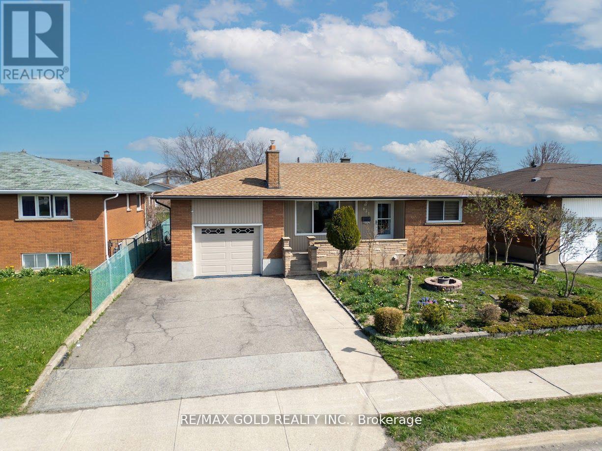 621 Lincoln Street, Welland, Ontario  L3B 4R2 - Photo 2 - X12423816