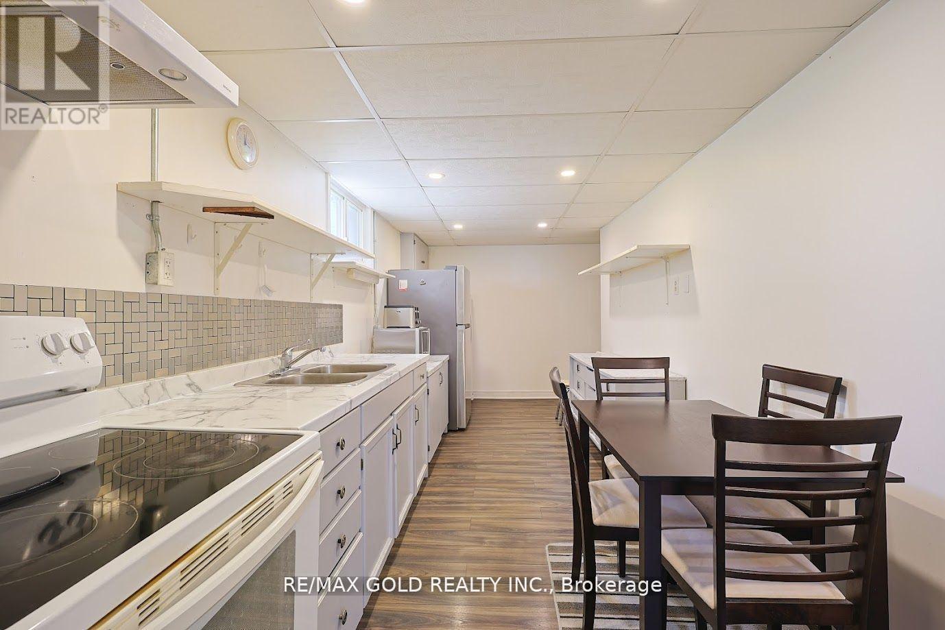 621 Lincoln Street, Welland, Ontario  L3B 4R2 - Photo 31 - X12423816