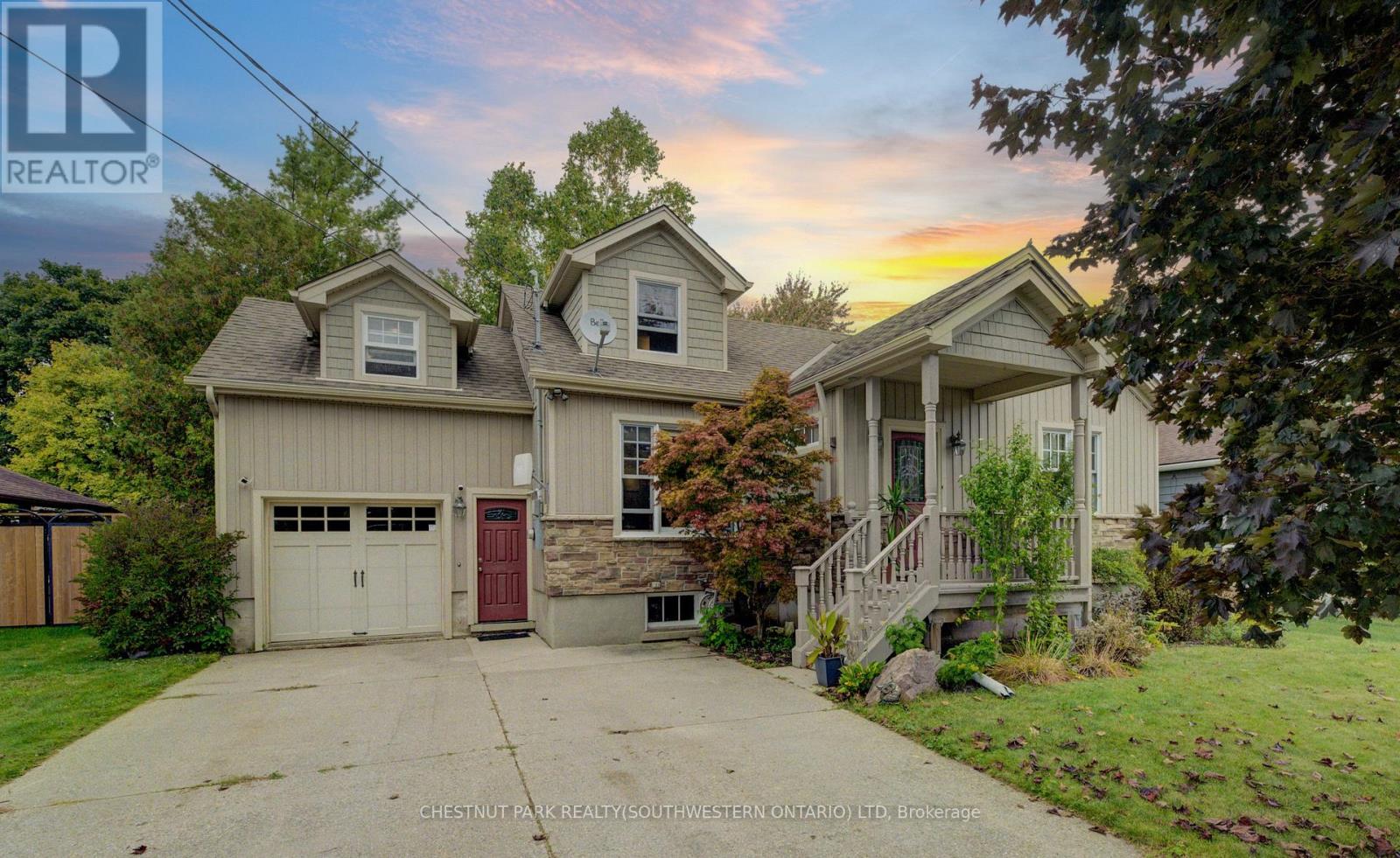 1105 Queen's Bush Road, Wellesley, Ontario  N0B 2T0 - Photo 3 - X12423818
