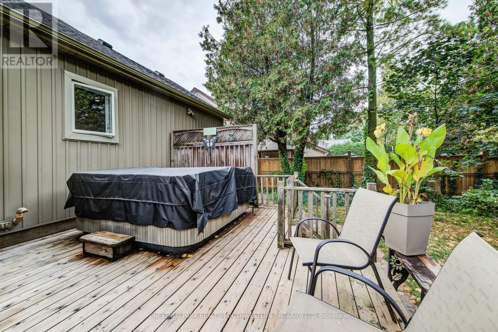 1105 Queen's Bush Road, Wellesley, Ontario  N0B 2T0 - Photo 42 - X12423818