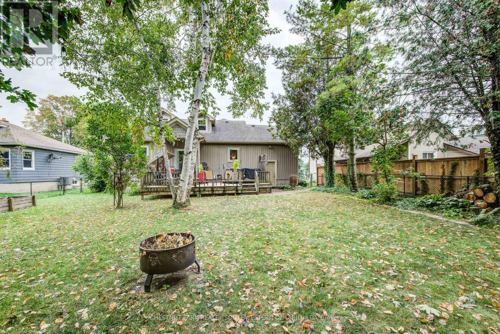 1105 Queen's Bush Road, Wellesley, Ontario  N0B 2T0 - Photo 44 - X12423818