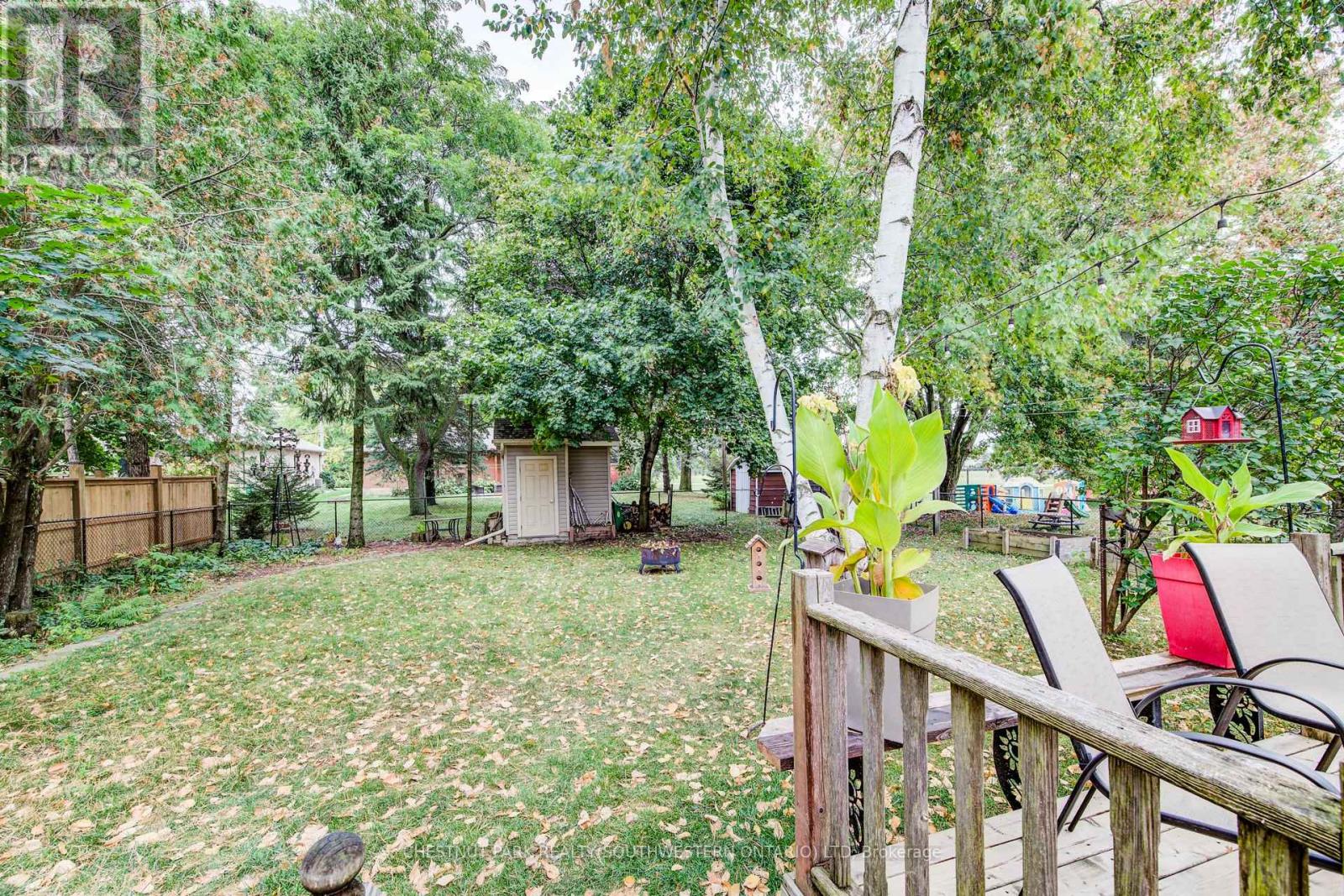 1105 Queen's Bush Road, Wellesley, Ontario  N0B 2T0 - Photo 45 - X12423818