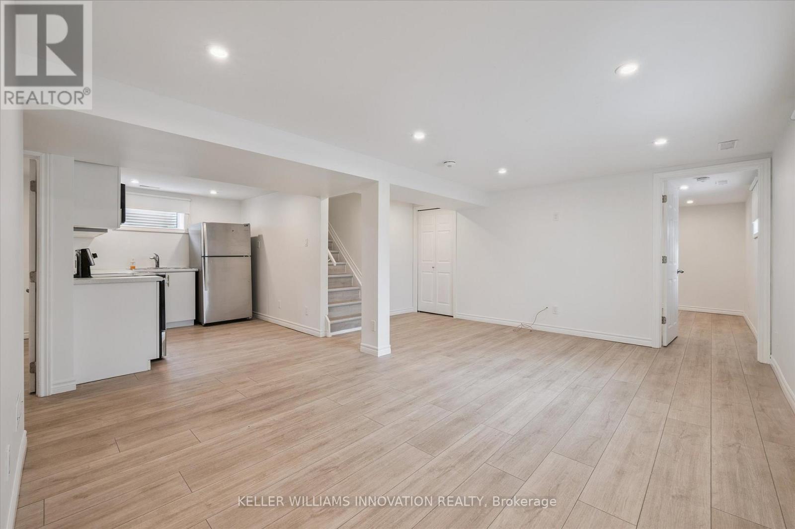 Lower - 267 Kingswood Drive, Kitchener, Ontario  N2E 1S1 - Photo 3 - X12249772