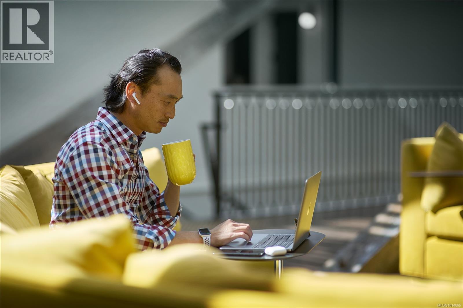 108 1075 Tillicum Rd, Esquimalt, British Columbia  V9A 2A4 - Photo 12 - 1014809