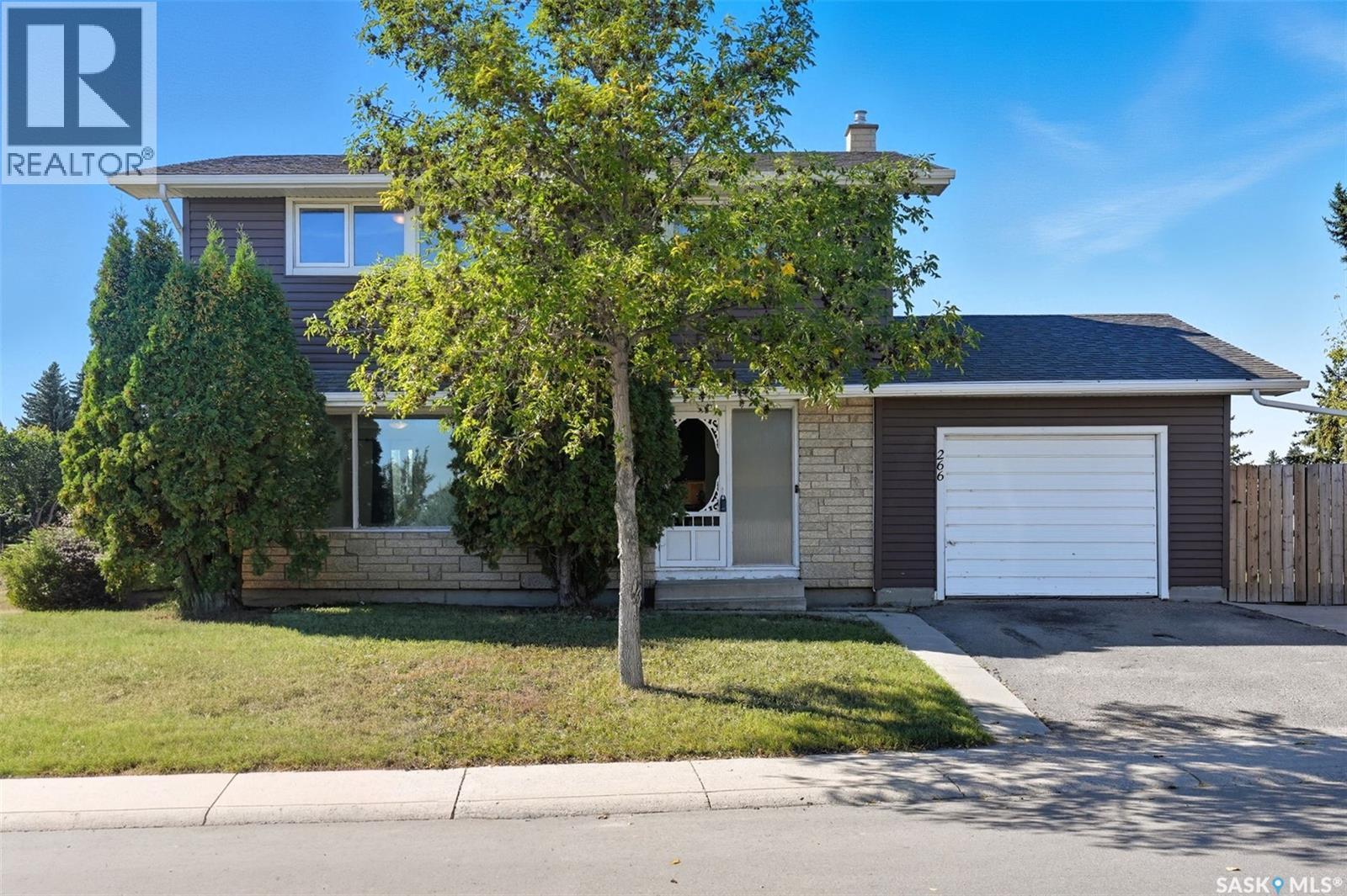 266 Assiniboine DRIVE, Saskatoon, Saskatchewan