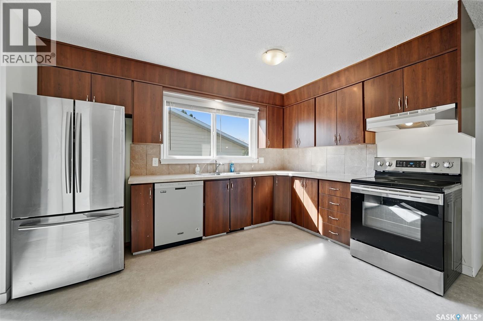 266 Assiniboine Drive, Saskatoon, Saskatchewan  S7K 4A2 - Photo 10 - SK019068