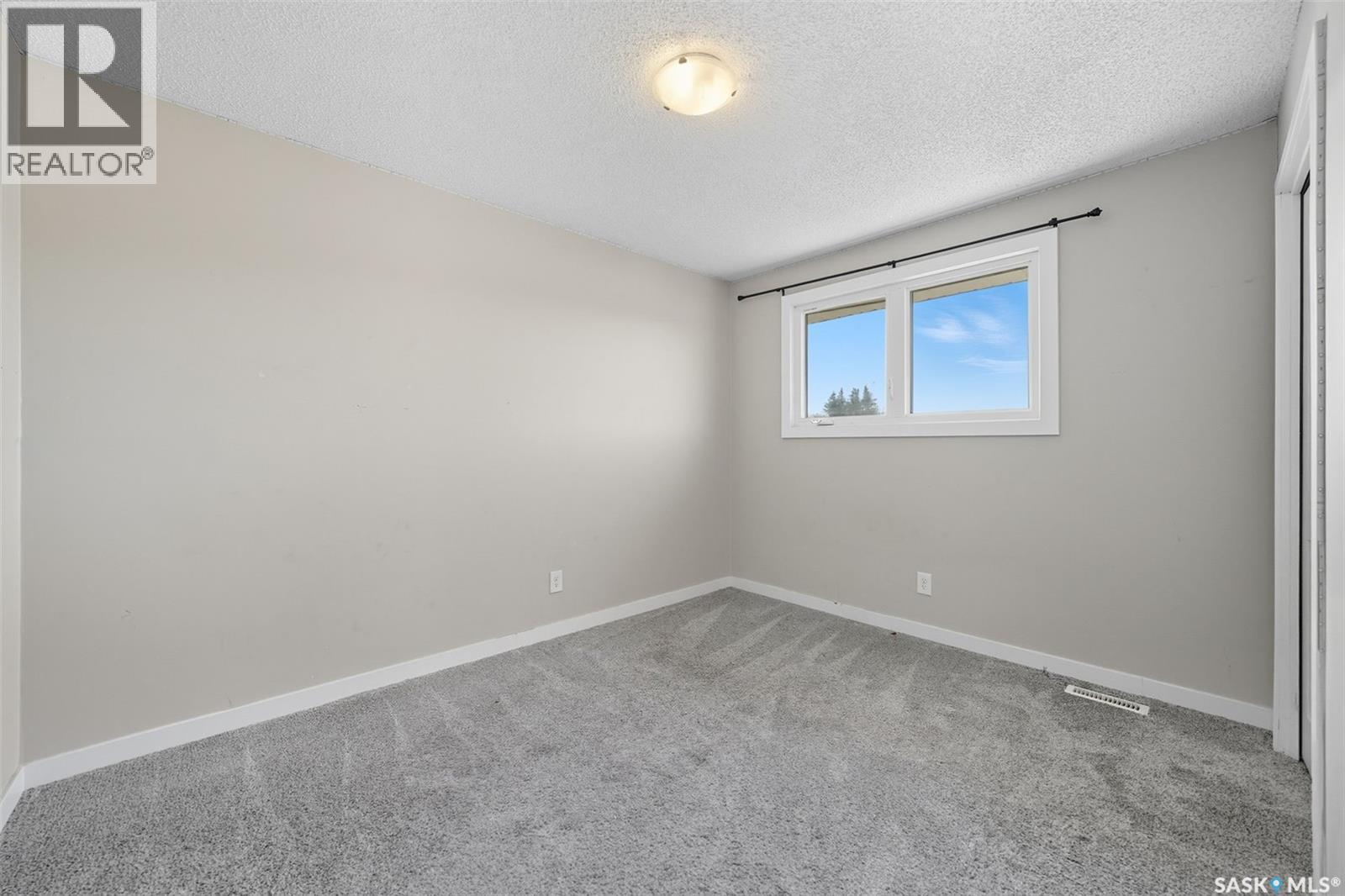266 Assiniboine Drive, Saskatoon, Saskatchewan  S7K 4A2 - Photo 18 - SK019068