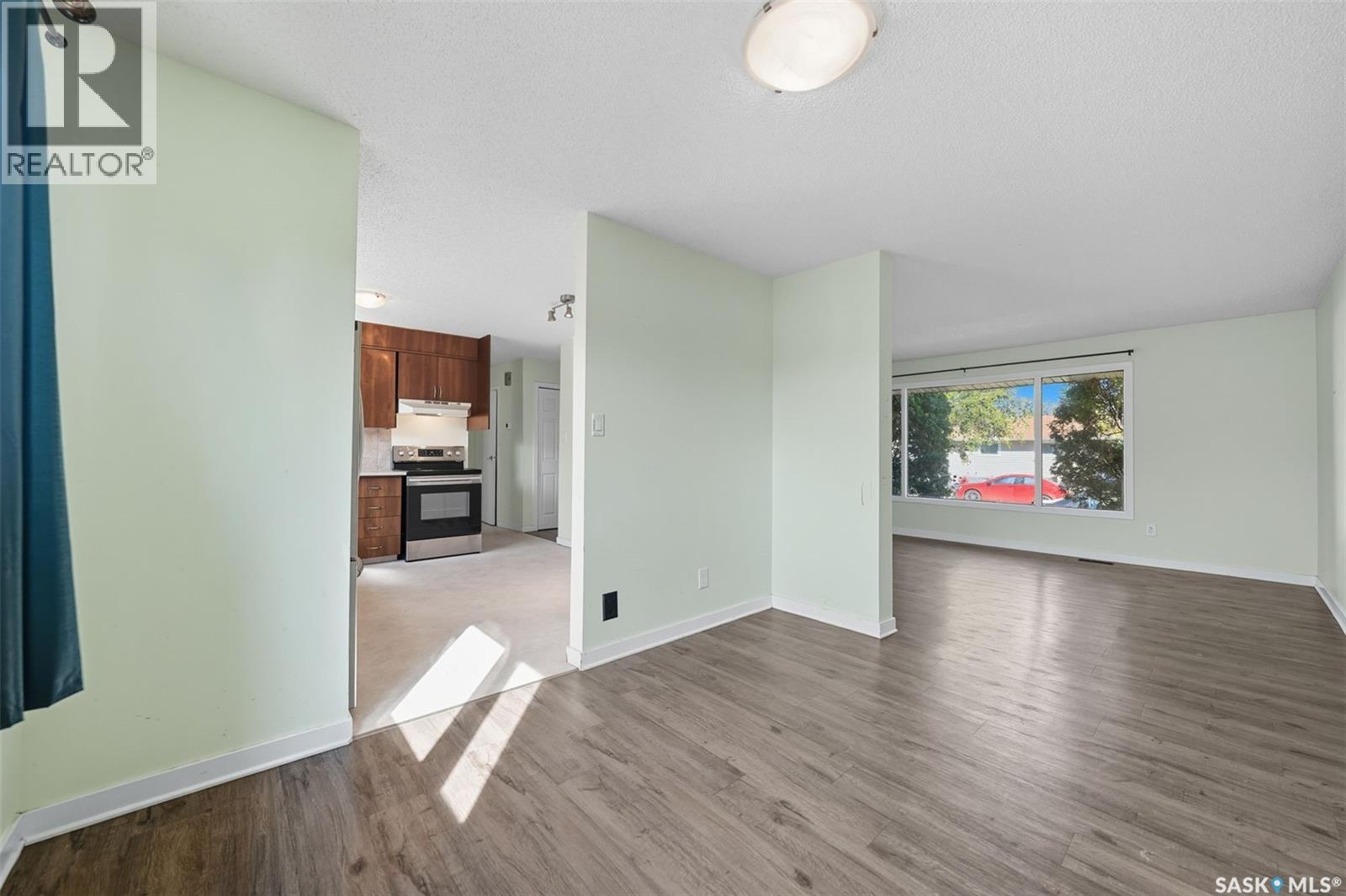 266 Assiniboine Drive, Saskatoon, Saskatchewan  S7K 4A2 - Photo 9 - SK019068