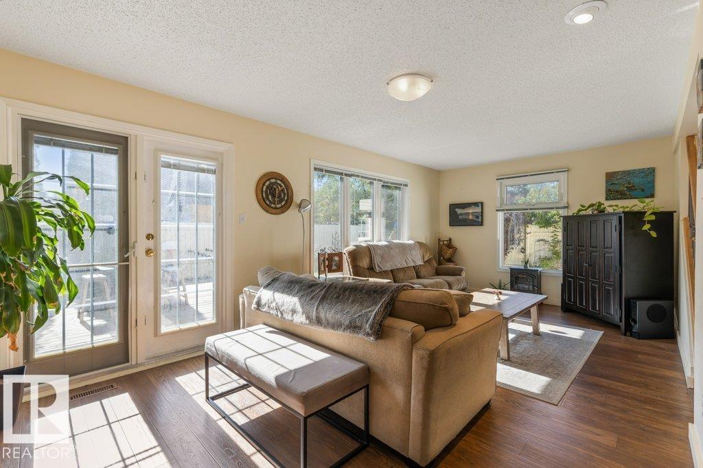 100 Greenfield Es, St. Albert, Alberta  T8N 2G2 - Photo 18 - E4459208