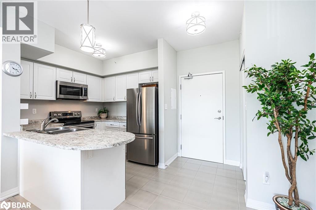 295 Cundles Road East Unit# 404, Barrie, Ontario  L4M 0K8 - Photo 2 - 40772448