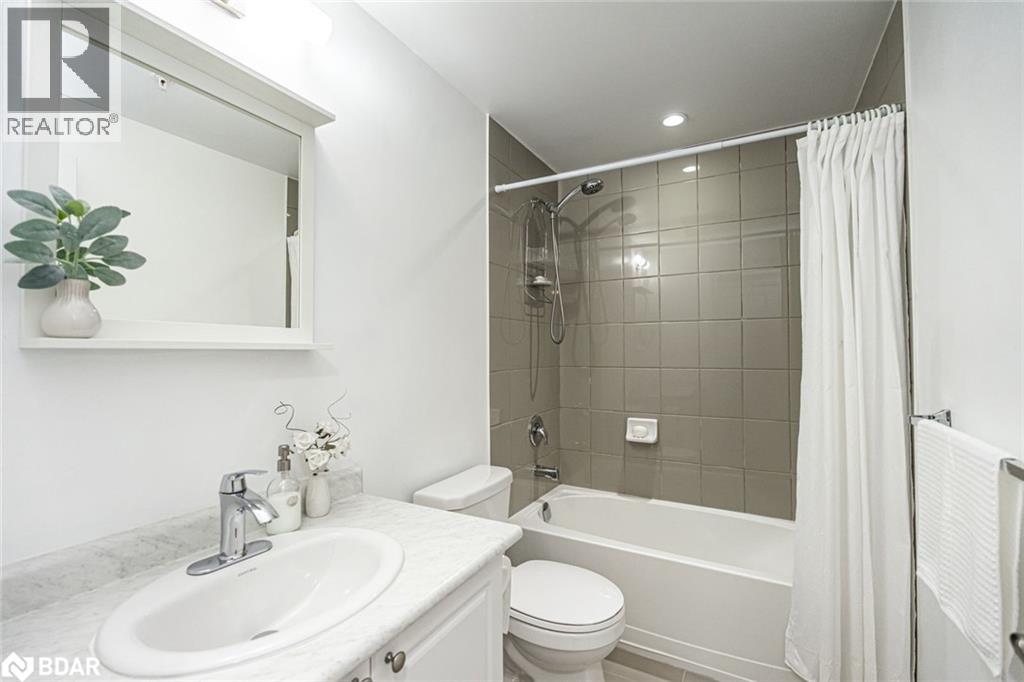 295 Cundles Road East Unit# 404, Barrie, Ontario  L4M 0K8 - Photo 9 - 40772448