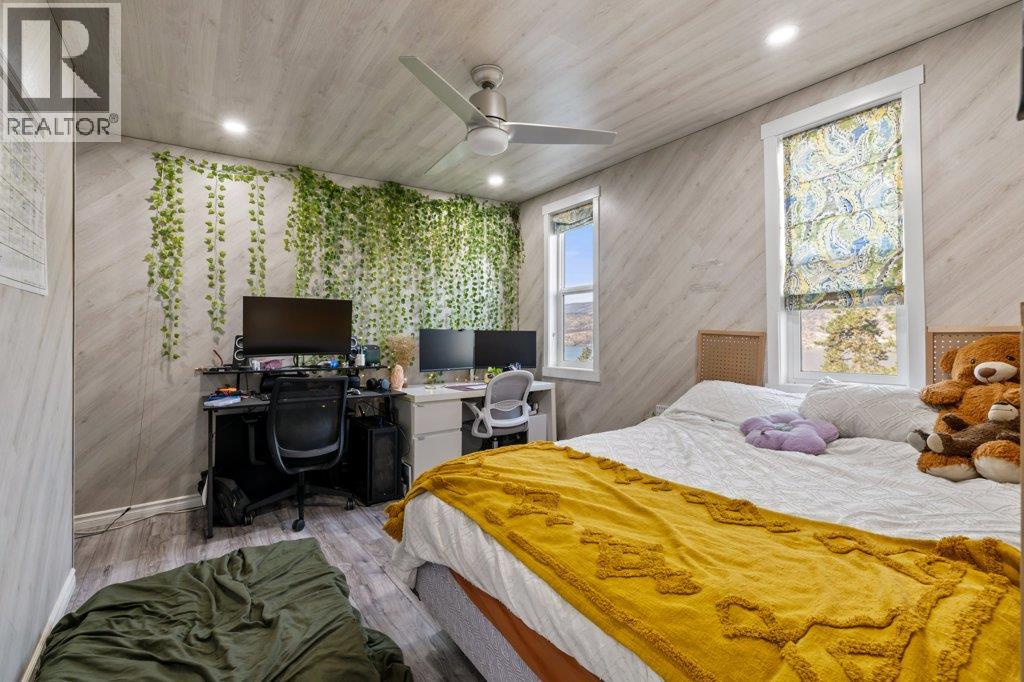 2245 Bennett Road, Kelowna, British Columbia  V1V 2N3 - Photo 46 - 10363343