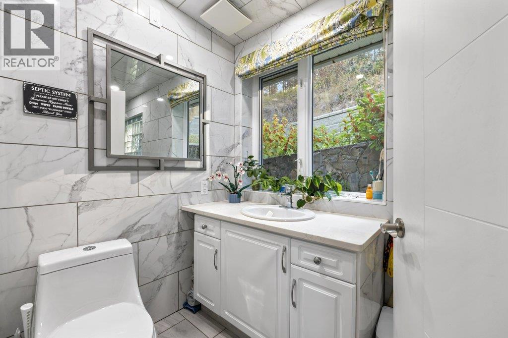 2245 Bennett Road, Kelowna, British Columbia  V1V 2N3 - Photo 48 - 10363343