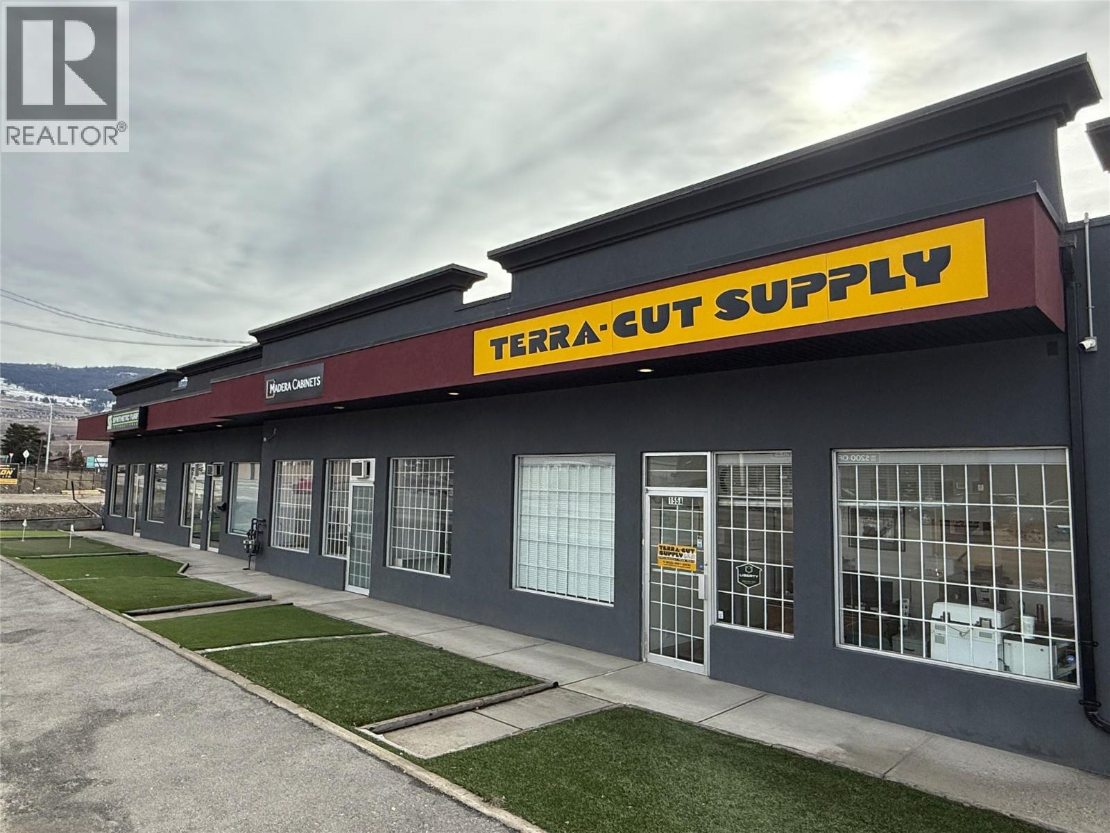 155 Old Vernon Road, Ellison, Kelowna by JUDGE TEAM 155 Old Vernon Road, Ellison, Kelowna