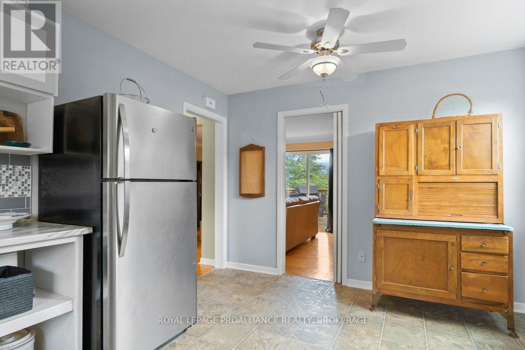 673 Sussex Boulevard, Kingston, Ontario  K7M 5B2 - Photo 16 - X12423939