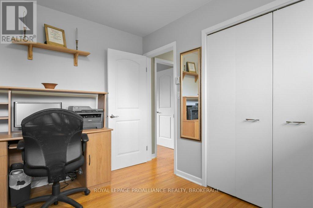 673 Sussex Boulevard, Kingston, Ontario  K7M 5B2 - Photo 20 - X12423939