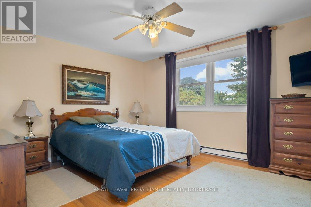 673 Sussex Boulevard, Kingston, Ontario  K7M 5B2 - Photo 21 - X12423939