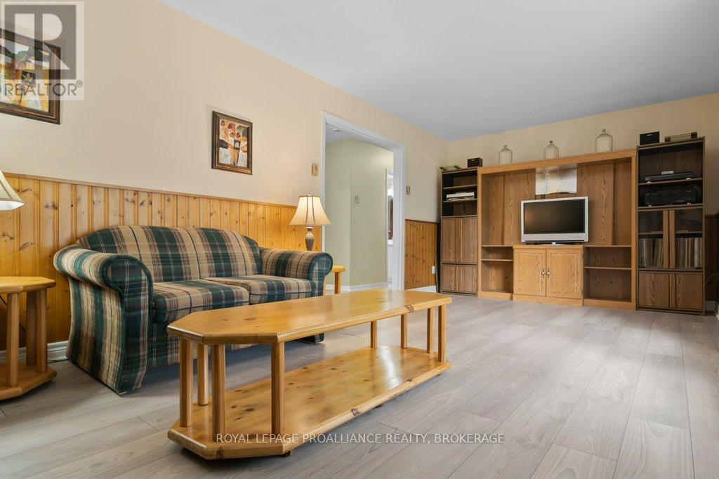 673 Sussex Boulevard, Kingston, Ontario  K7M 5B2 - Photo 28 - X12423939