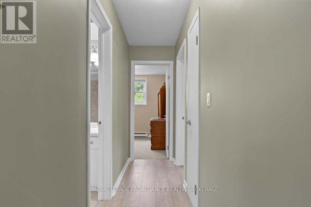 673 Sussex Boulevard, Kingston, Ontario  K7M 5B2 - Photo 31 - X12423939