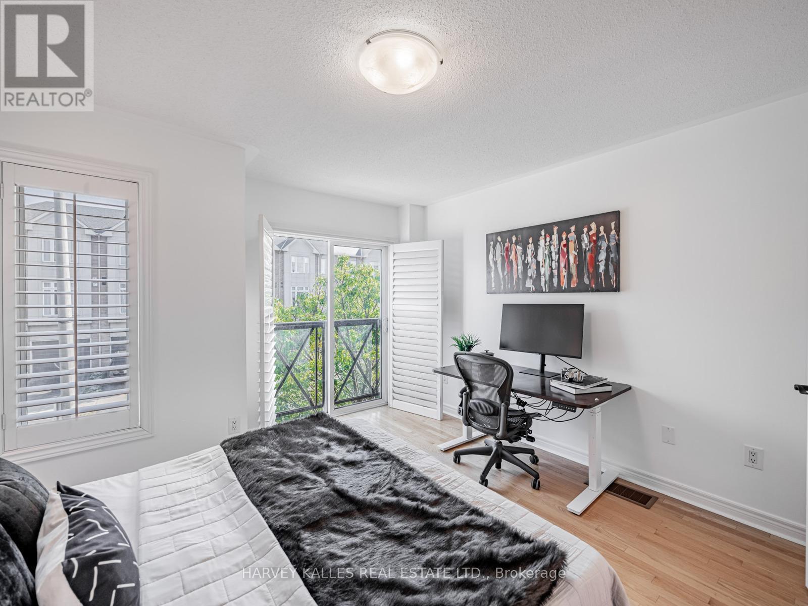 52 Market Garden Mews, Toronto, Ontario  M8Z 0A5 - Photo 15 - W12414554