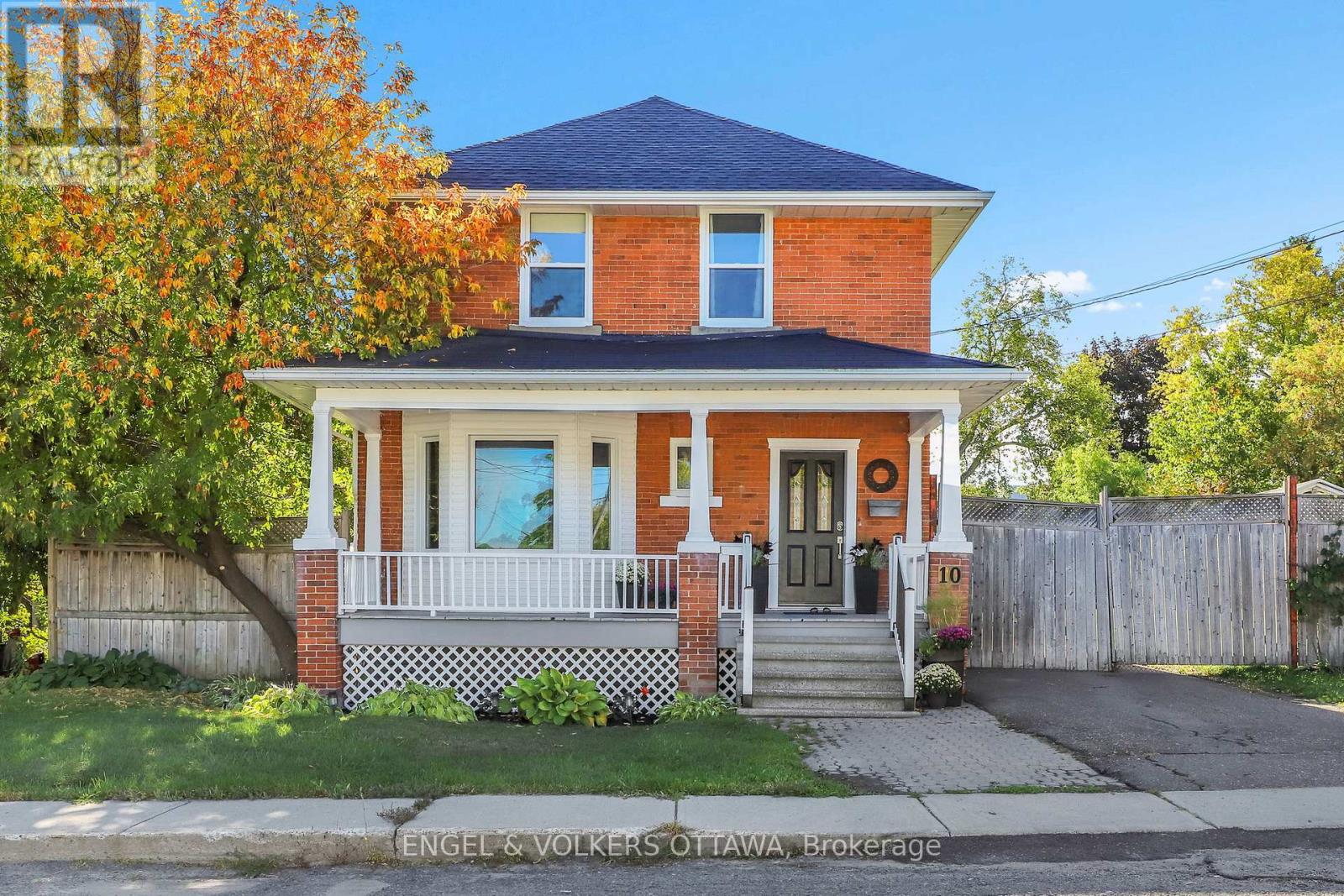 10 IDA STREET S, Arnprior, Ontario