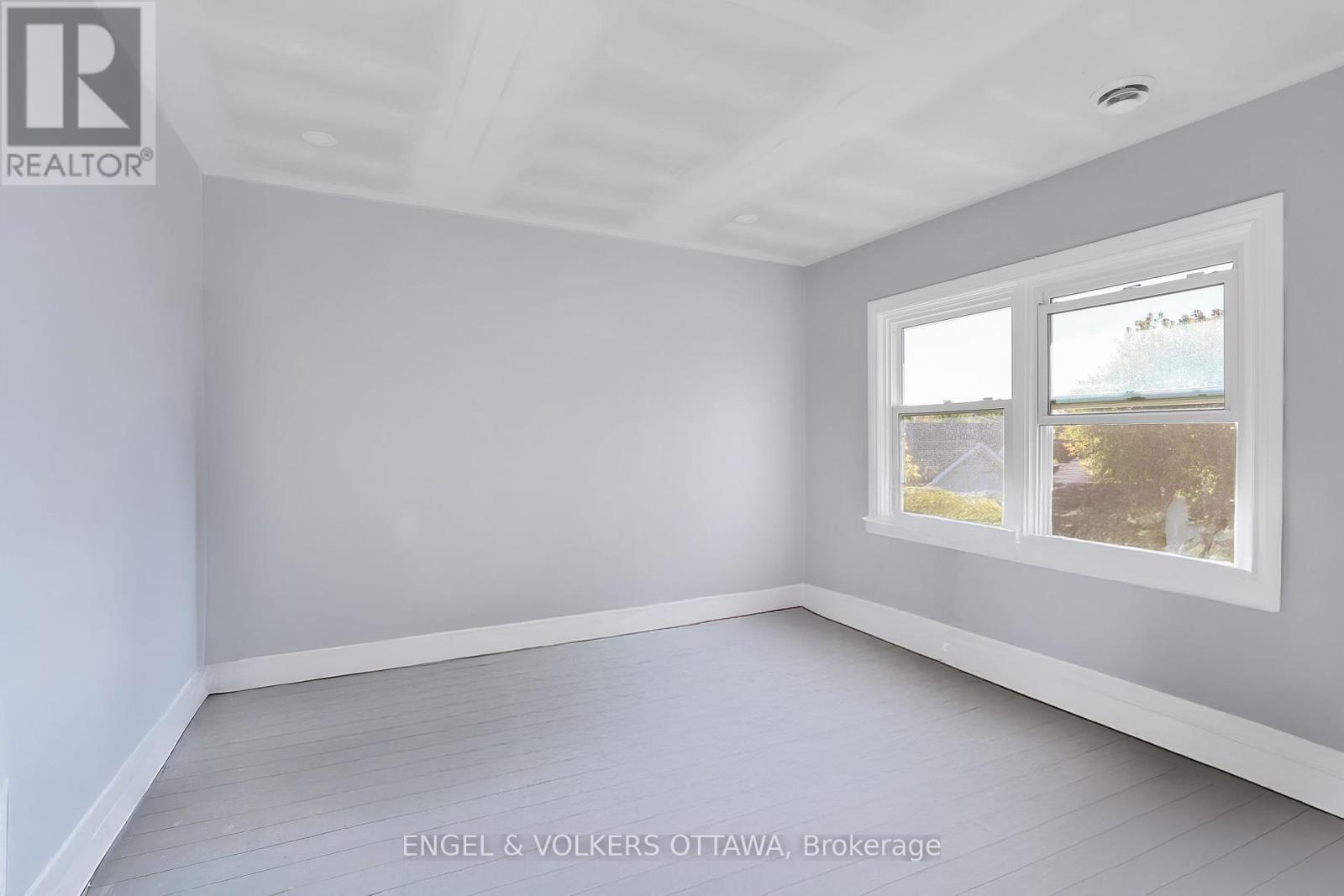 10 Ida Street S, Arnprior, Ontario  K7S 3A4 - Photo 35 - X12423953
