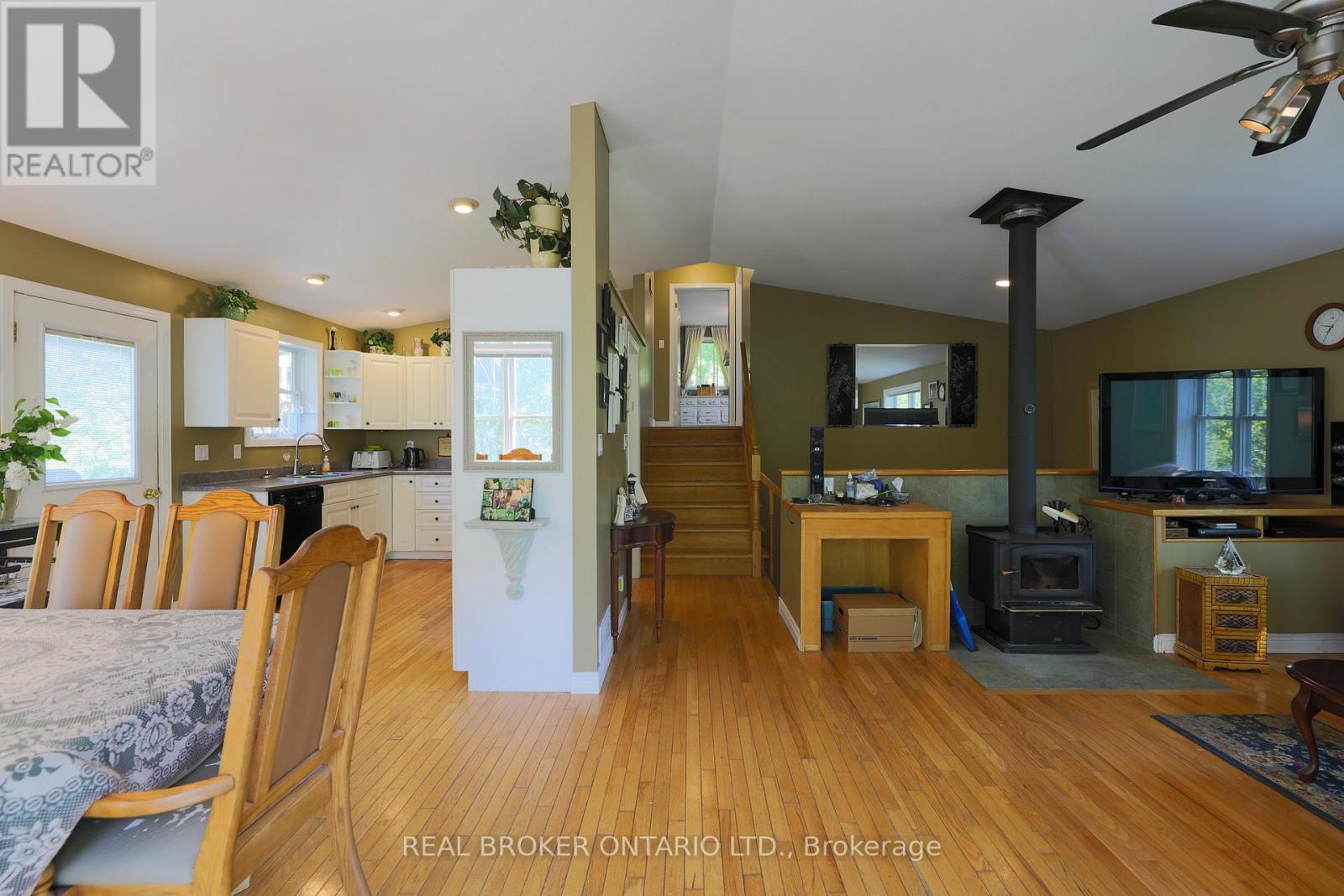 988 County 44 Road, North Grenville, Ontario  K0G 1T0 - Photo 6 - X12423966