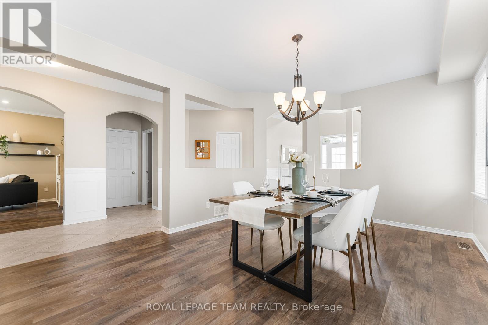 213 Pendra Way, Ottawa, Ontario  K2W 0A6 - Photo 8 - X12423968