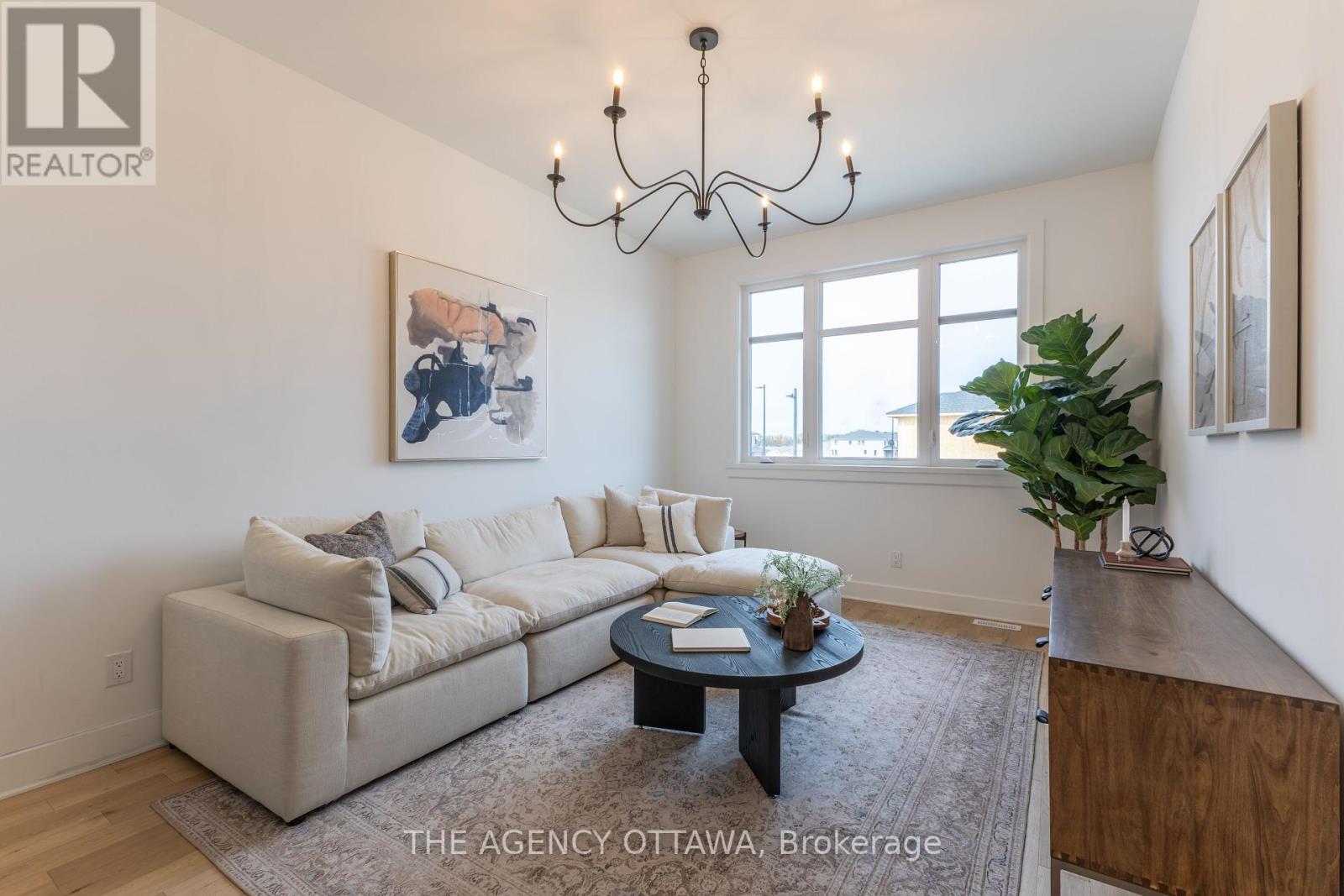 183 Craig Duncan Terrace, Ottawa, Ontario  K2S 3C6 - Photo 17 - X12423977