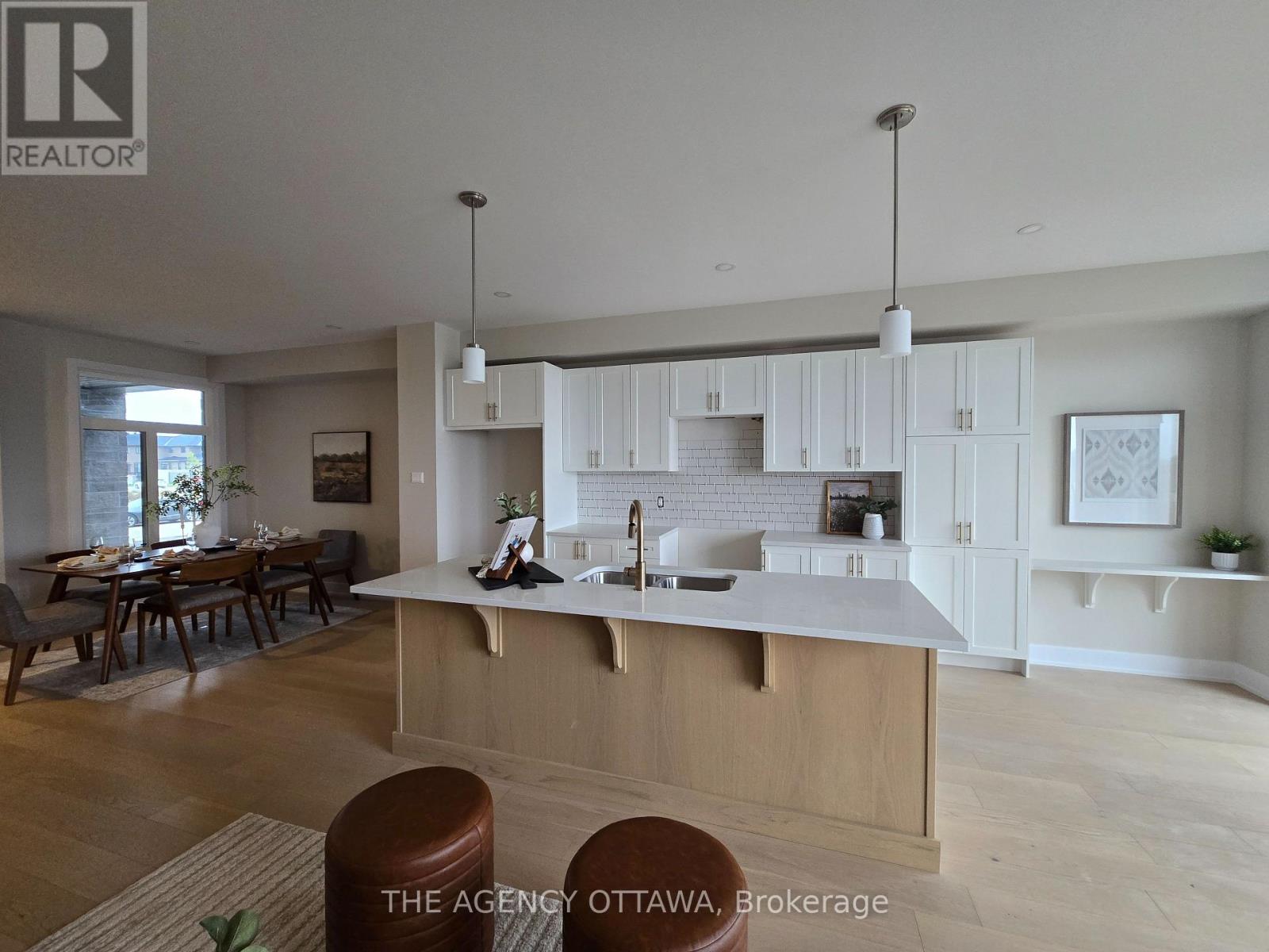 183 Craig Duncan Terrace, Ottawa, Ontario  K2S 3C6 - Photo 5 - X12423977