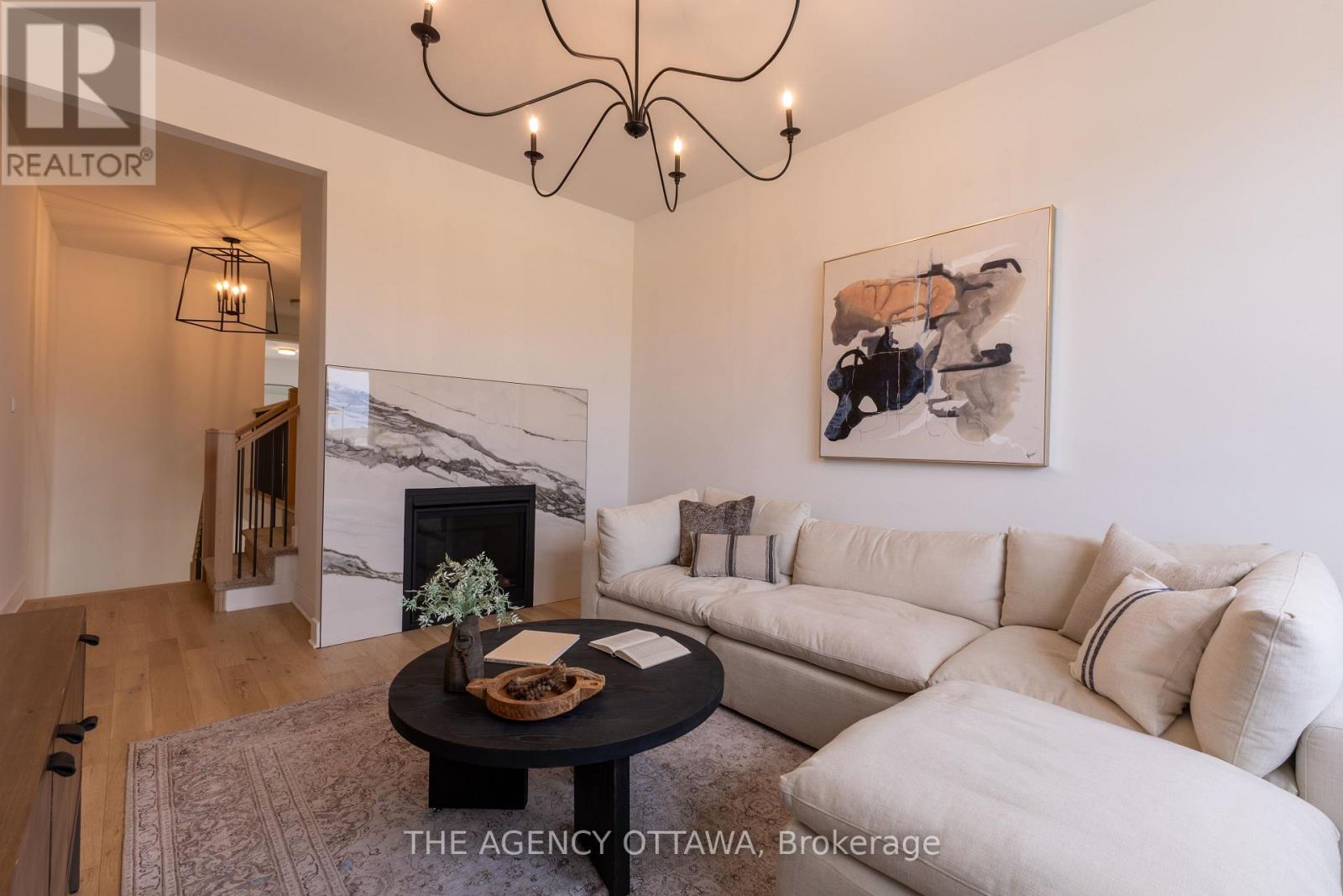 183 Craig Duncan Terrace, Ottawa, Ontario  K2S 3C6 - Photo 8 - X12423977