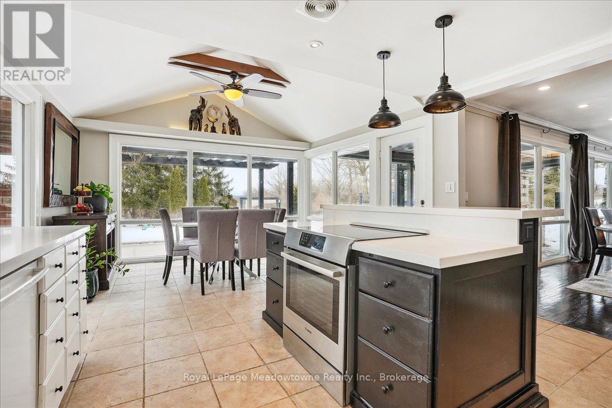 12840 Britannia Road, Milton, Ontario  L9E 0V3 - Photo 12 - W12424007