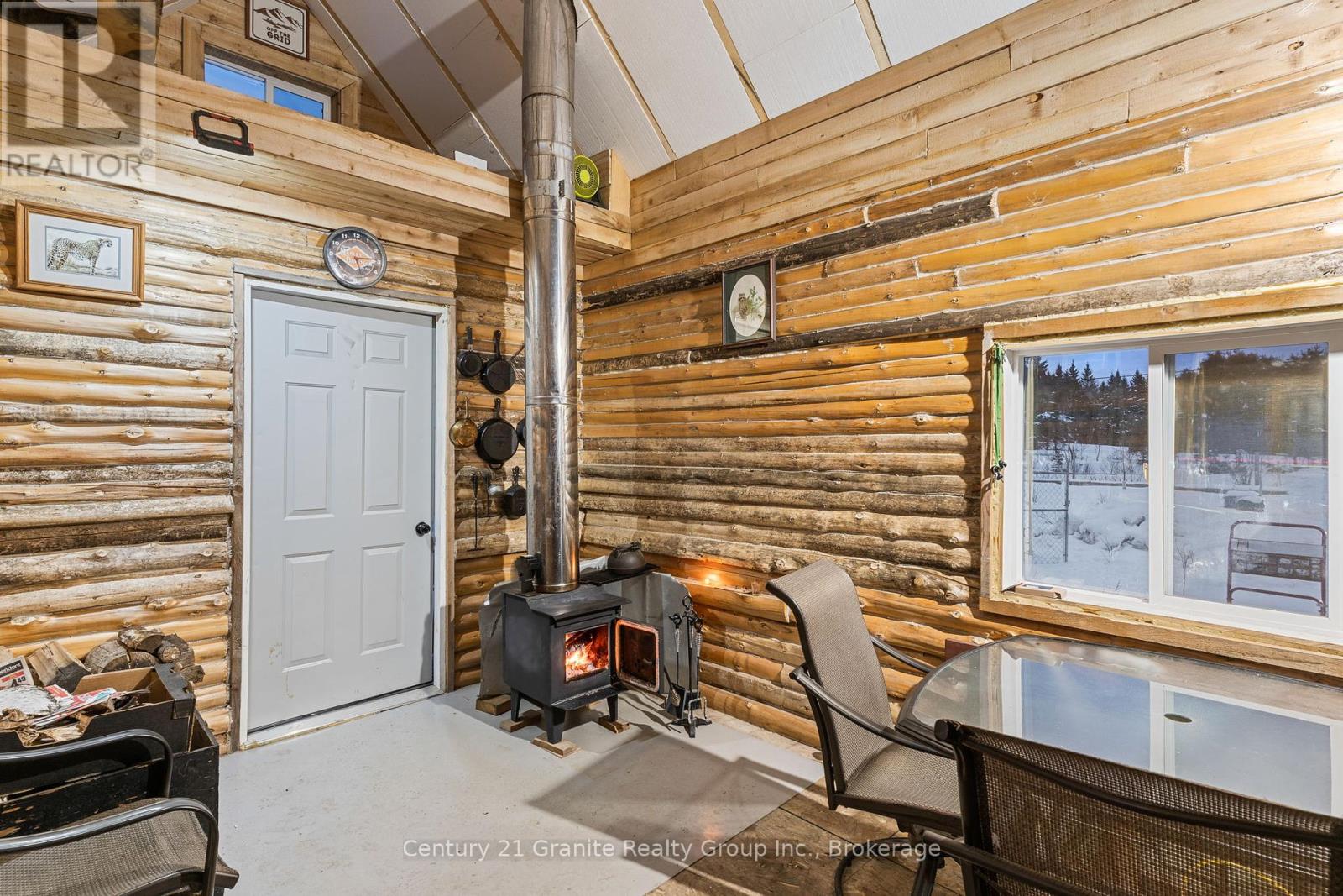 9734 Highway 118 W, Algonquin Highlands, Ontario  K0M 1J2 - Photo 19 - X12423965