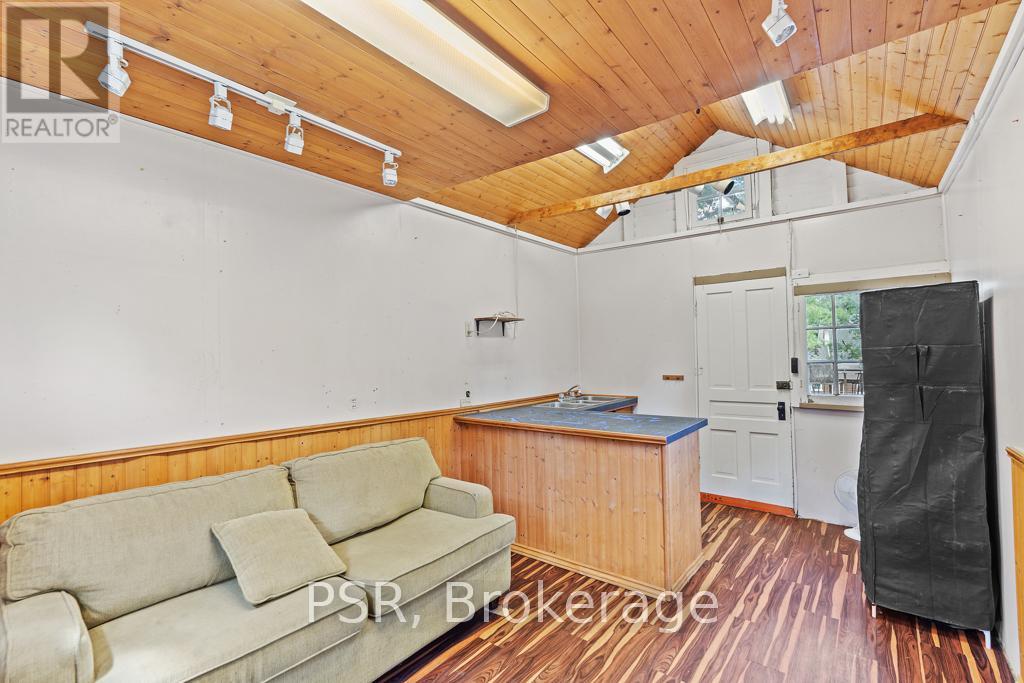 1020 Bala Falls Road, Muskoka Lakes, Ontario  P0C 1A0 - Photo 34 - X12424006
