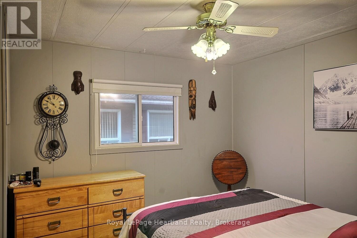 35 Kalisch Avenue, South Huron, Ontario  N0M 1S3 - Photo 17 - X12424051