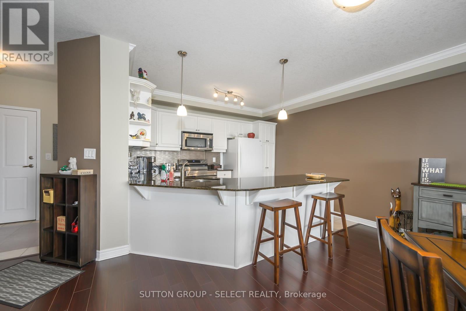 606 - 1030 Coronation Drive, London North, Ontario  N6G 0G5 - Photo 3 - X12424013