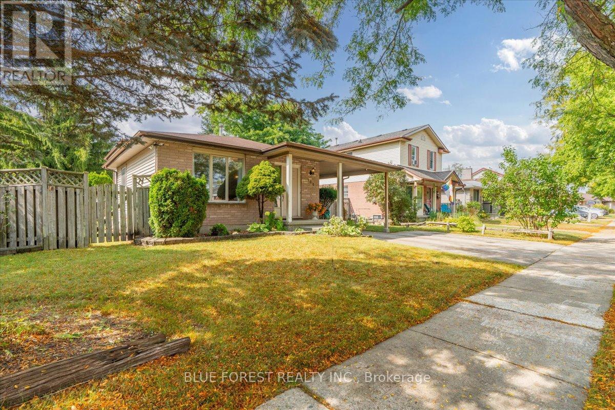 106 Conway Lane, London South, Ontario  N6E 3J8 - Photo 2 - X12424019