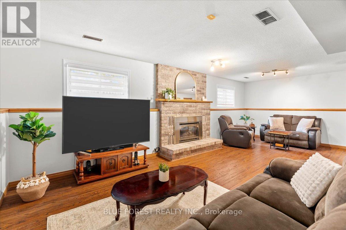 106 Conway Lane, London South, Ontario  N6E 3J8 - Photo 25 - X12424019