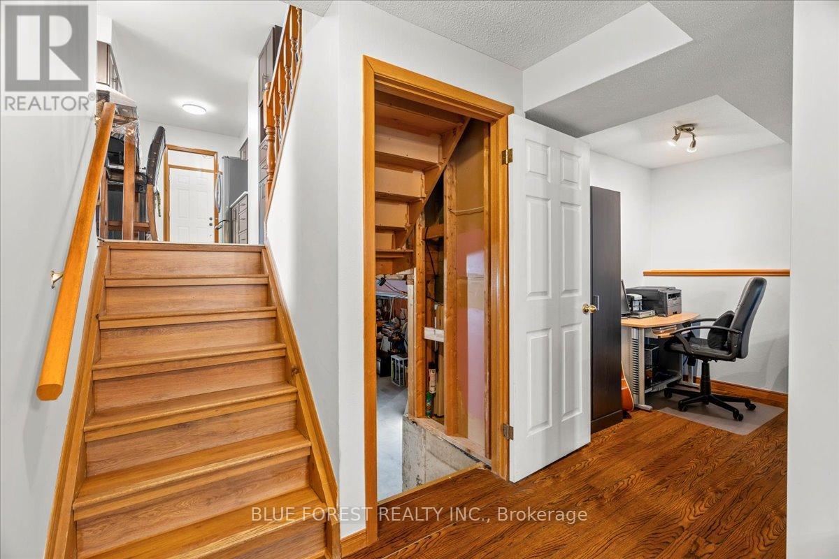 106 Conway Lane, London South, Ontario  N6E 3J8 - Photo 31 - X12424019