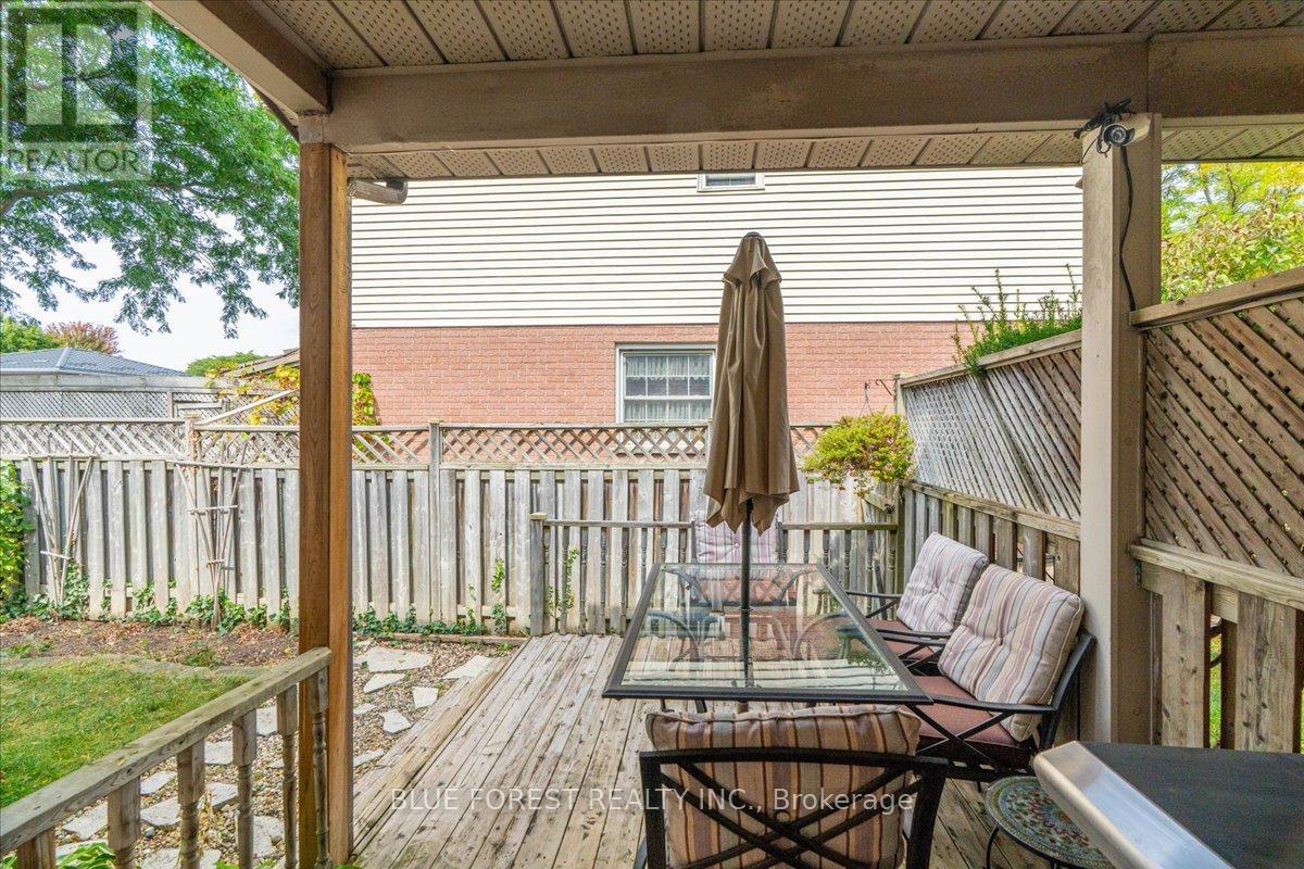 106 Conway Lane, London South, Ontario  N6E 3J8 - Photo 35 - X12424019